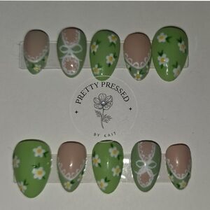 Green and Beige Floral Press-On Nails